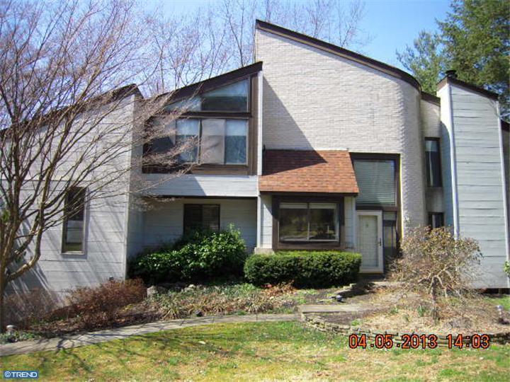 1016 Robin Dr, West Chester, Pennsylvania  Main Image