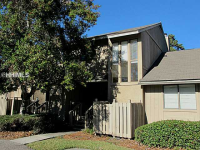 photo for 5 Gumtree Rd Apt F19