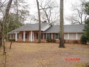 950 Club Ln, Sumter, South Carolina  Main Image