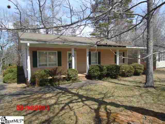 411 Willow Branch Dr, Simpsonville, South Carolina  Main Image