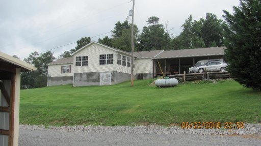 2095 Snodgrass Rd, New Tazewell, TN Main Image