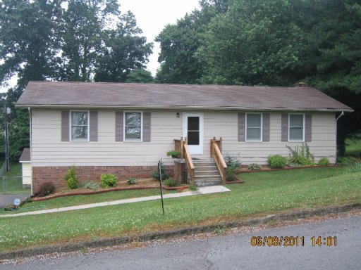 235 Norris Dr, Tazewell, TN Main Image