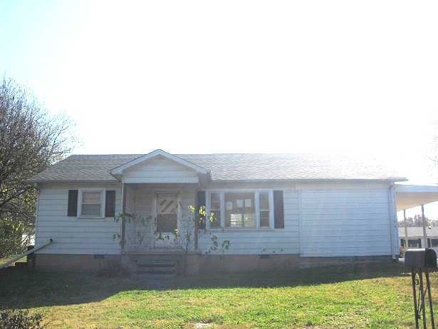 306 Roberson Ln, Saint Joseph, Tennessee  Main Image