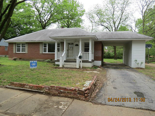 822 Colonial Rd, Memphis, Tennessee  Main Image