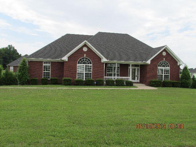 2007 Chris Ct, Pleasant View, Tennessee  Main Image