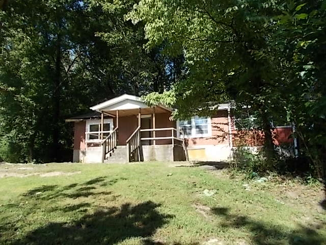 200 Midway Dr, Oliver Springs, TN Main Image