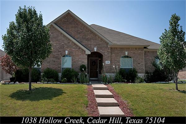 1038 Hollow Creek Dr, Cedar Hill, TX Main Image