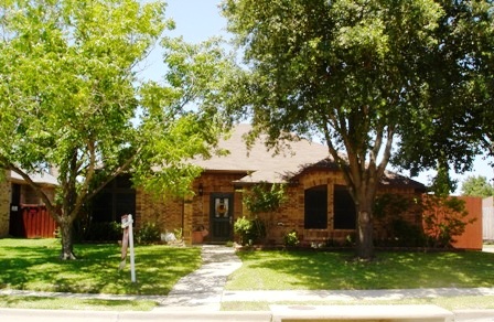 2023 Larkspur St, Carrollton, TX Main Image