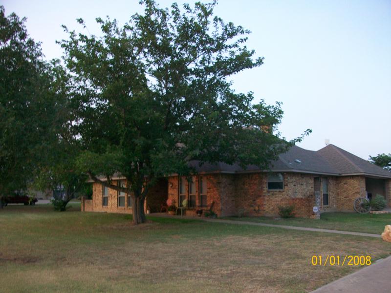 800 Rock Creek Dr, Oak Leaf, TX Main Image