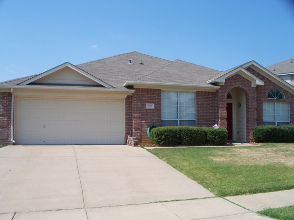 1123 Fawn Meadow TRL, Kennedale, TX Main Image