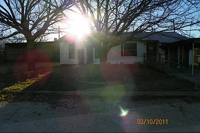 702 4th St, Lawn, TX Main Image