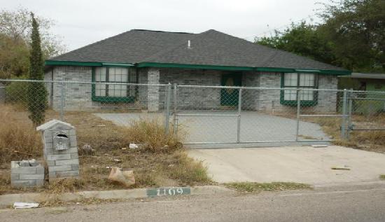 1109 N Oak St, Mission, TX Main Image