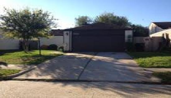 11615 Chesswood Drive, Houston, TX Main Image