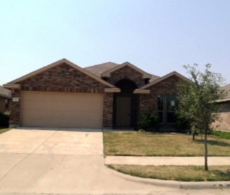 2009 Kingsbridge Dr, Heartland, TX Main Image