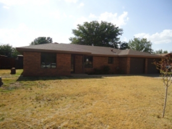 204 Brentwood Dr, Levelland, TX Main Image