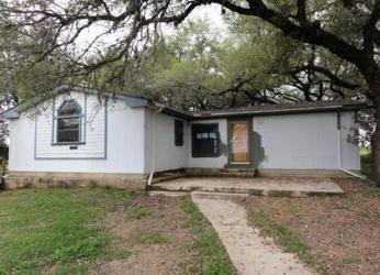 15320 Old Frio City Rd, Lytle, TX Main Image