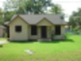 1117 2nd St, Clute, TX Main Image