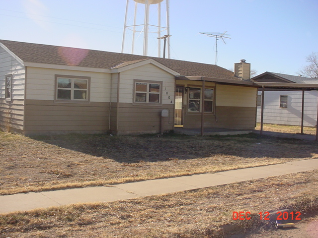 1004 Darby Ave, Pampa, Texas  Main Image