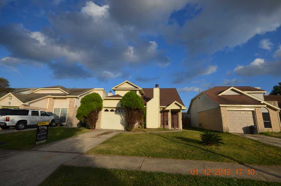 912 Macclesby Ln, Channelview, Texas  Main Image