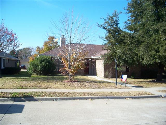 1630 Sunswept Ter, Lewisville, Texas  Main Image