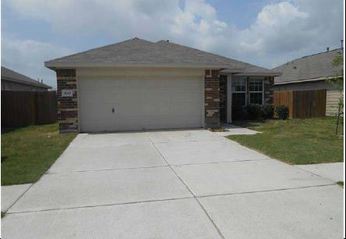 3611 Apache Meadows Drive, Baytown, TX Main Image