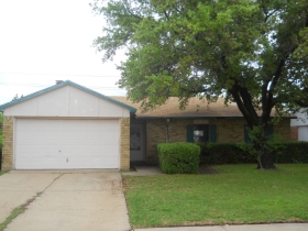 5533 Gates Dr, The Colony, TX Main Image