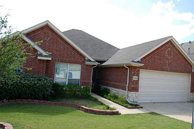1220 Hickory Bend Ln, Fort Worth, Texas  Main Image