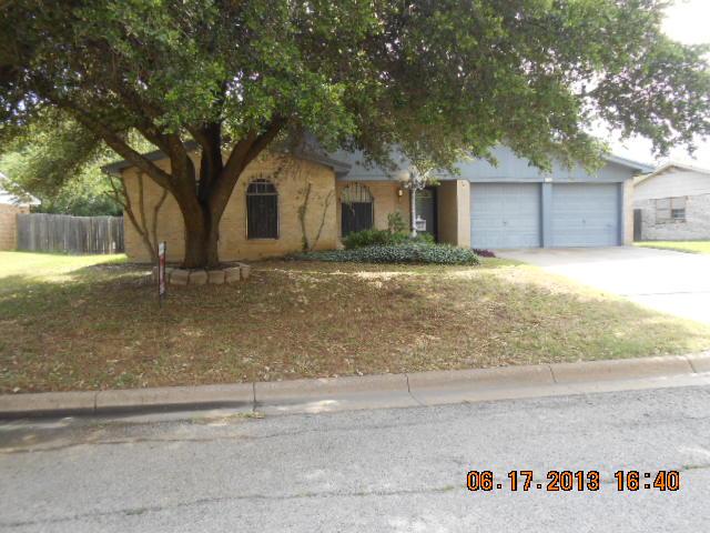 3701 Wendell Dr, Haltom City, Texas  Main Image