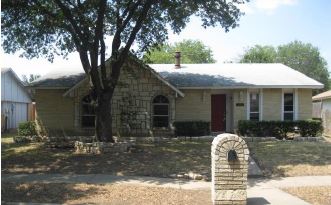 1833 Paxton Drive, Carrollton, TX Main Image