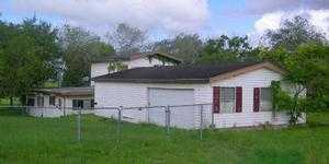 226 Lakeview Dr, Mathis, Texas  Main Image