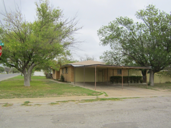 510 West 10th Street, Del Rio, TX Main Image