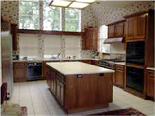 2935 FOREST GATE DR, Baytown, TX Main Image
