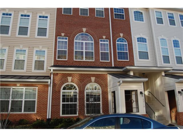14271 Woven Willow Ln  #A, Centreville, VA Main Image