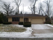 8011 W Imperial Dr, Franklin, Wisconsin  Main Image